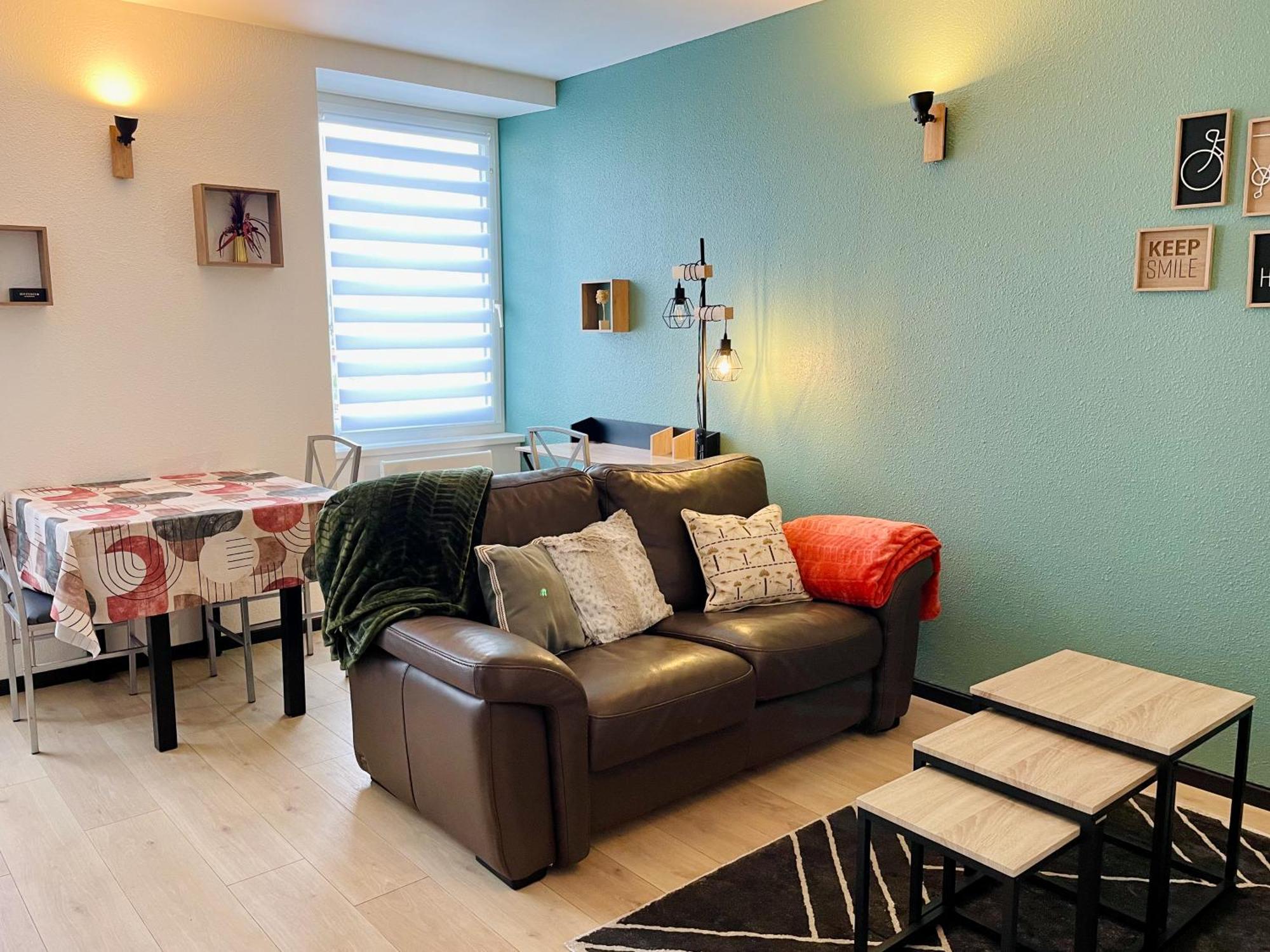 Joli Appartement Avec Parking มงเบลียาร์ ภายนอก รูปภาพ